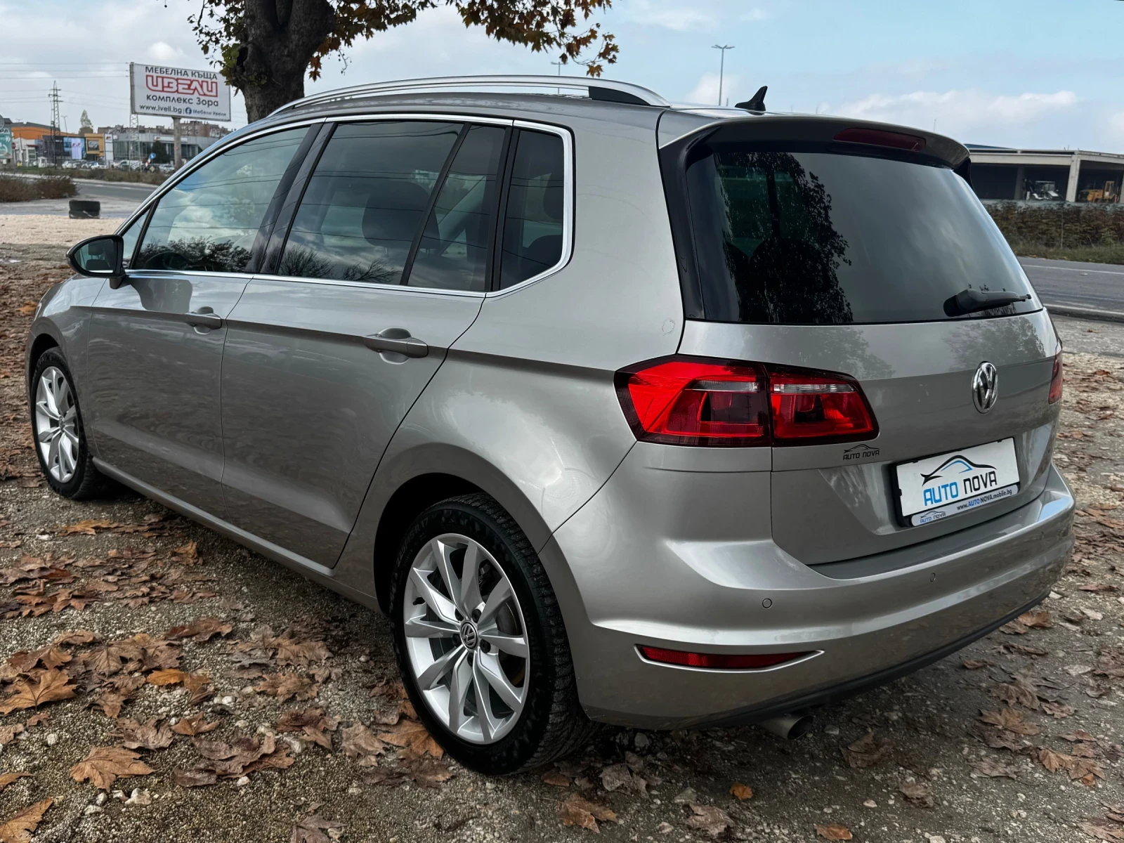 VW Sportsvan 1.6 TDI HIGHLINE 110К.С NAVI ПАРКТРОНИК EURO6 ТОП! - изображение 4