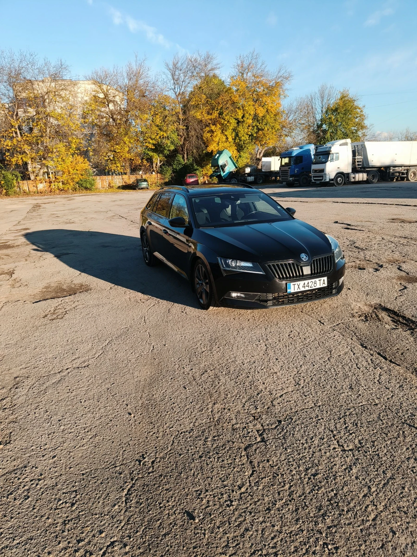 Skoda Superb Sport line 4x4 full , снимка 2 - Автомобили и джипове - 54624544