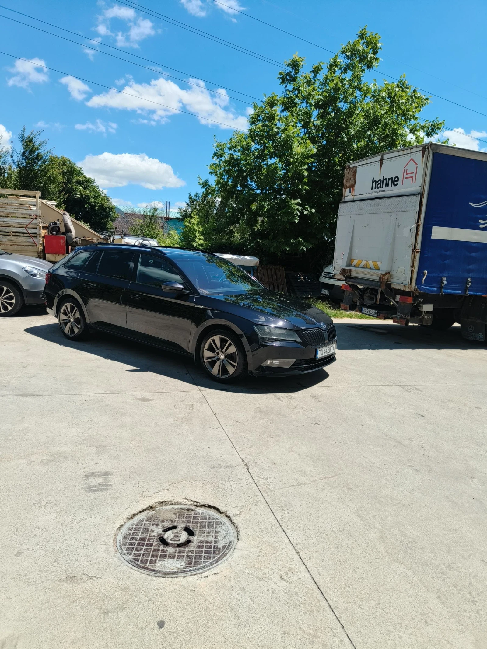 Skoda Superb Sport line 4x4 full , снимка 12 - Автомобили и джипове - 54624544