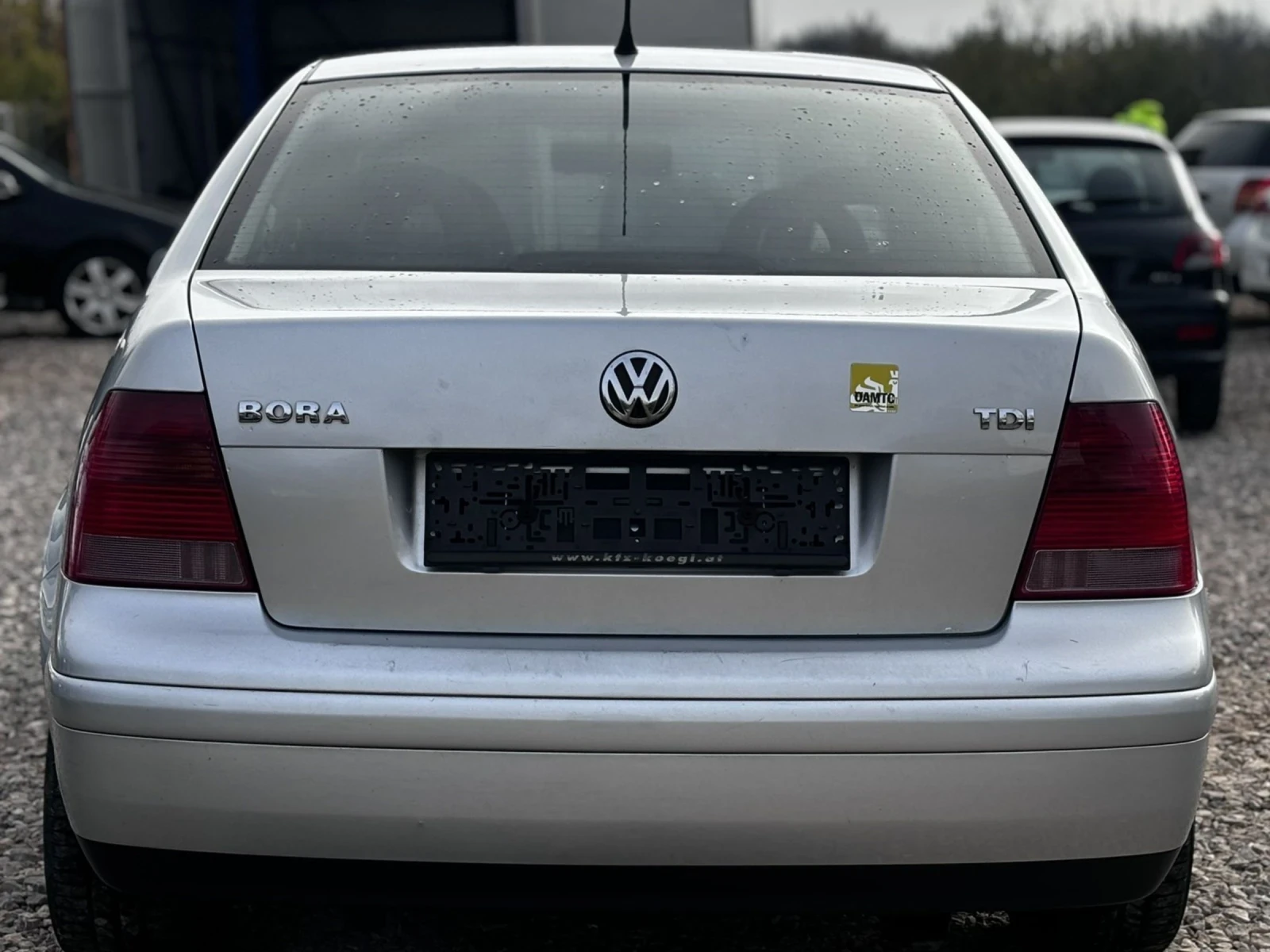 VW Bora 1.9~TDI~90HP | Mobile.bg   5