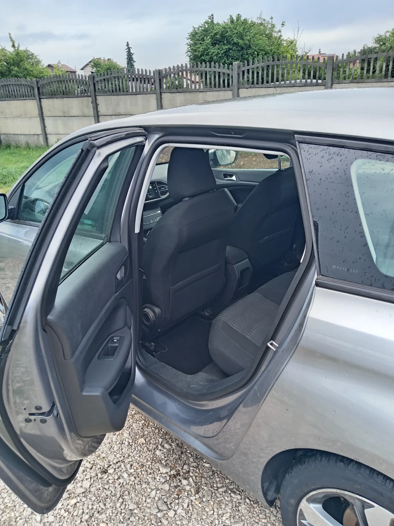 Peugeot 308 131 к.с..  ТОП Състояние... , снимка 10 - Автомобили и джипове - 53671372