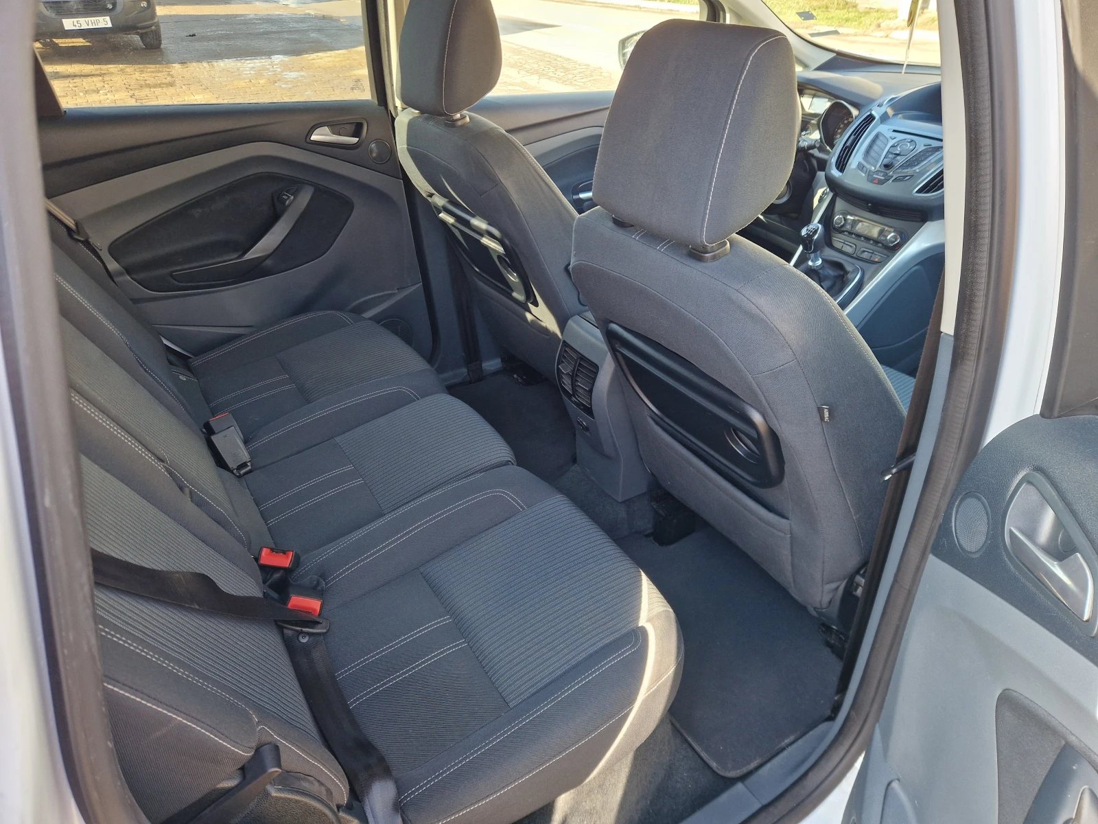 Ford C-max Сервизна история 2 ключа - изображение 10