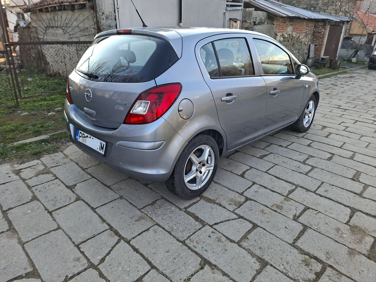 Opel Corsa  - изображение 4