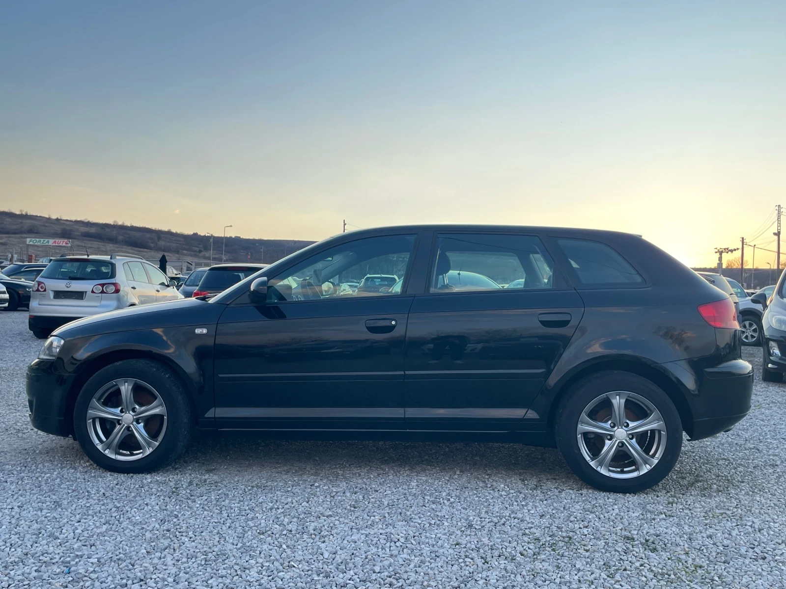 Audi A3 2.0TDI, снимка 3 - Автомобили и джипове - 53748442