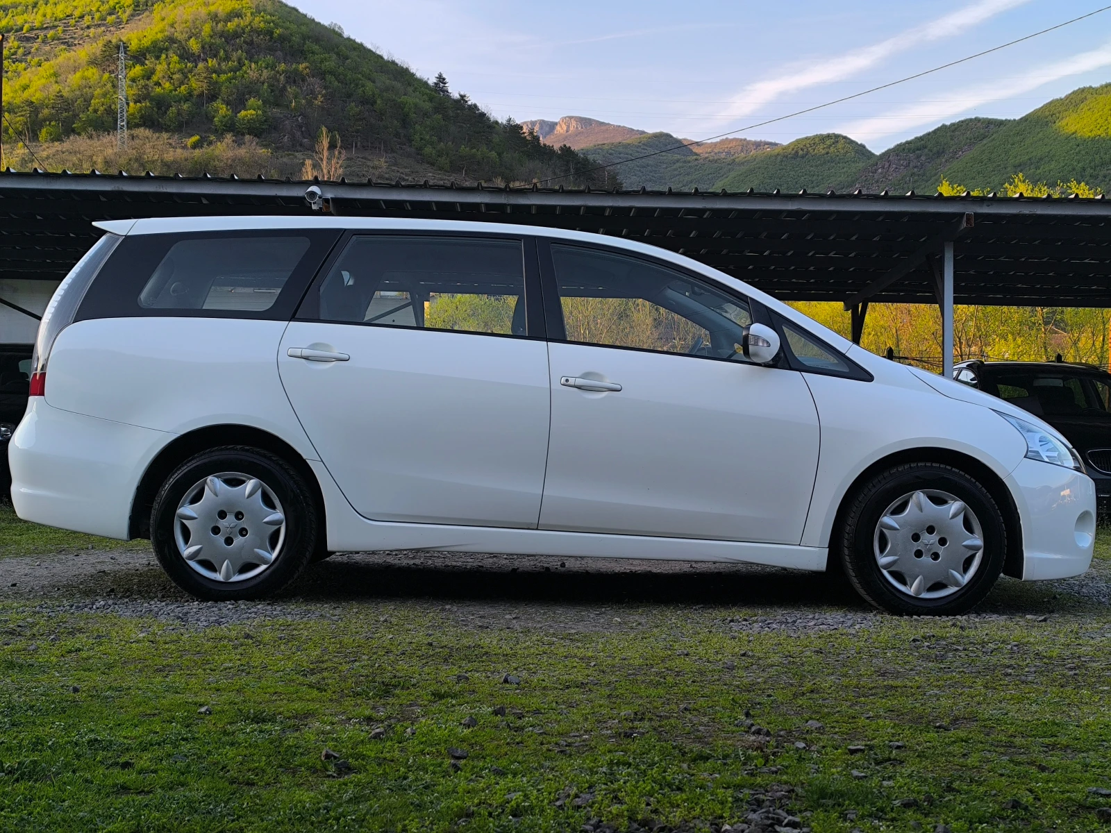 Mitsubishi Grandis FACE LIFT-2.0DID-140��-6 ��������-7 �����-�������� | Mobile.bg � ����������� 2