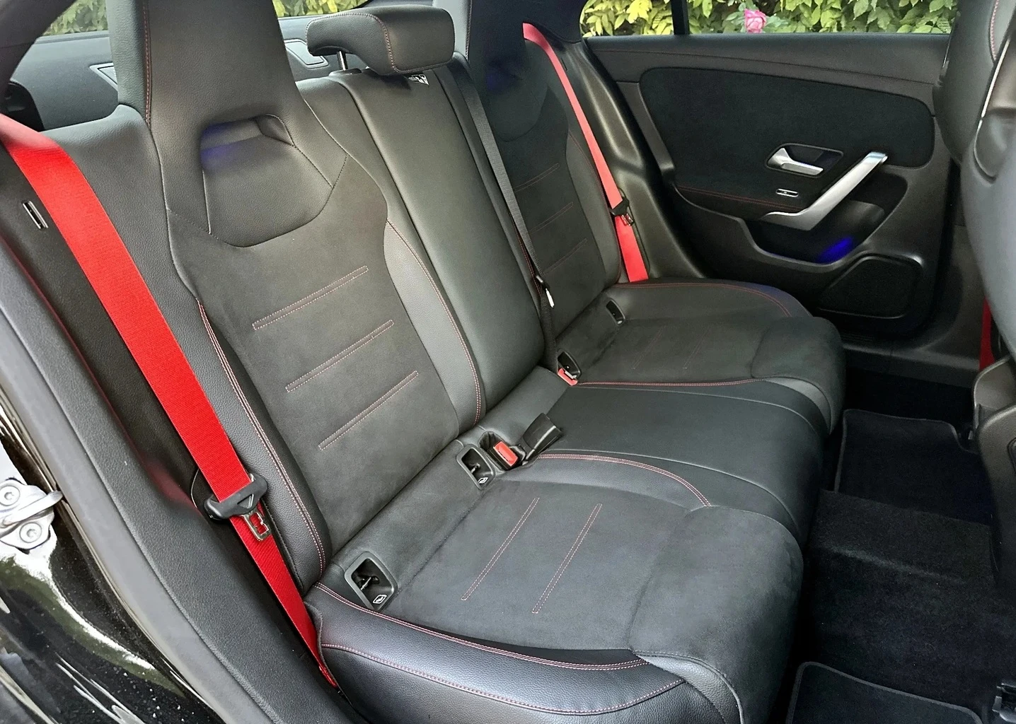 Mercedes-Benz CLA 45 AMG 4MATIC+ , снимка 7 - Автомобили и джипове - 54447874