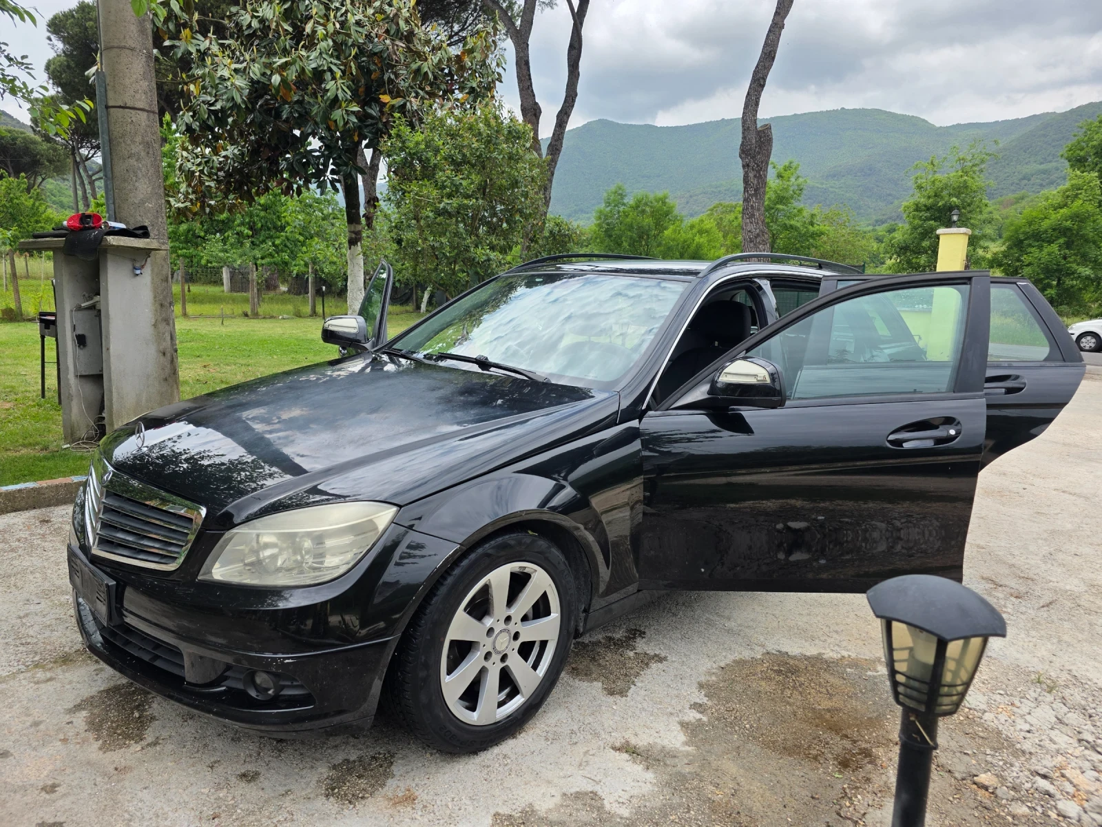 Mercedes-Benz C 220, снимка 14 - Автомобили и джипове - 54662744