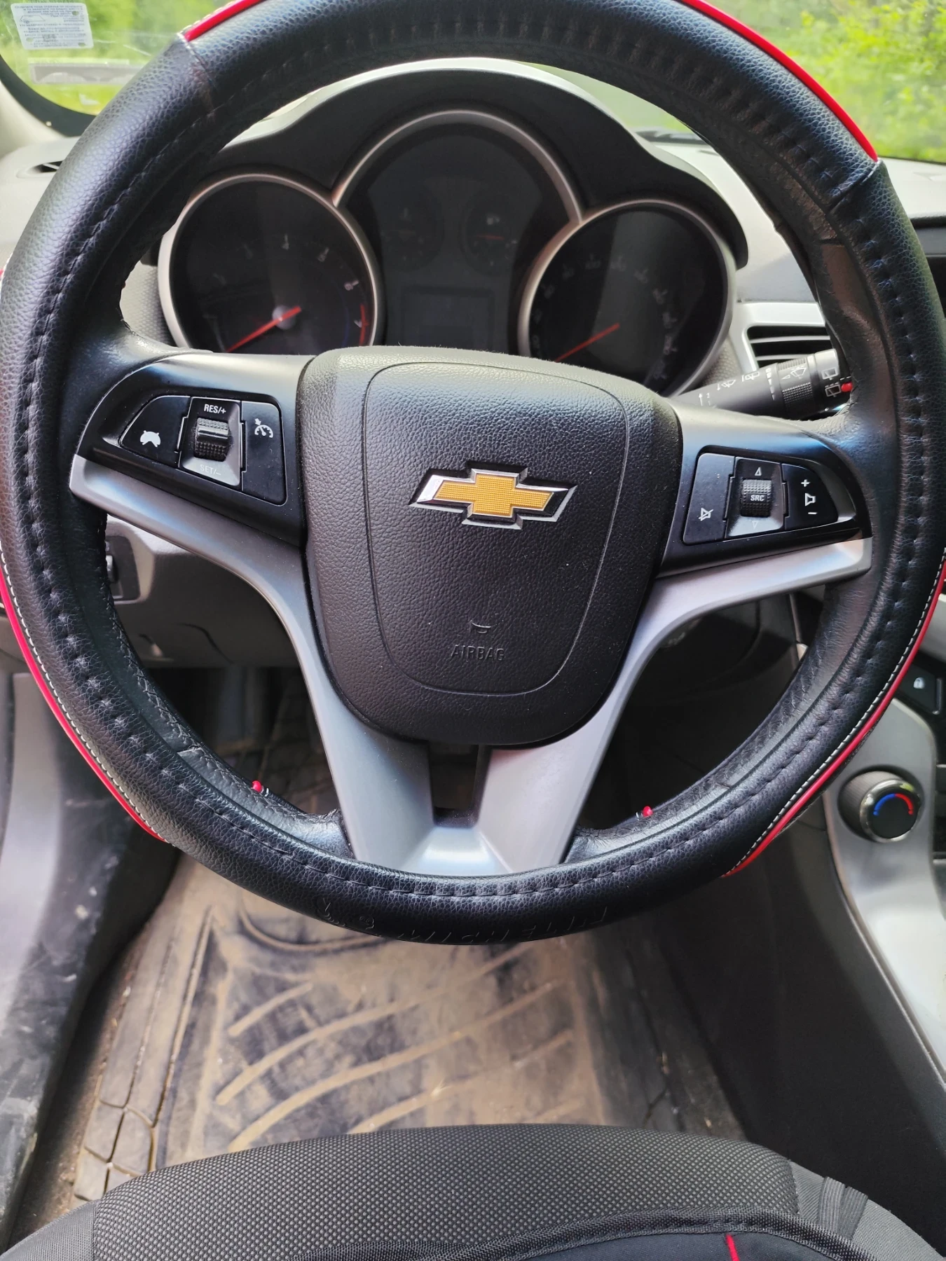 Chevrolet Cruze, снимка 2 - Автомобили и джипове - 54702431