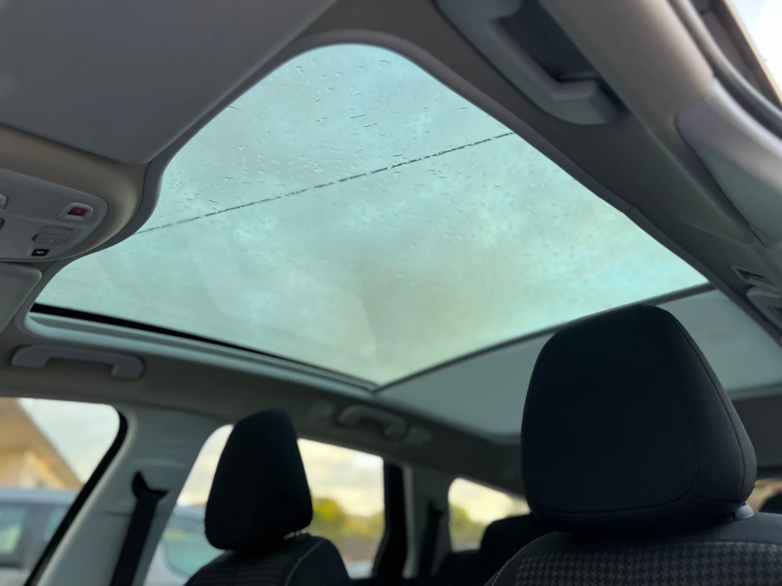 Peugeot 308 AVTOMAT PANORAMA NAVIGATION , снимка 8 - Автомобили и джипове - 54732316