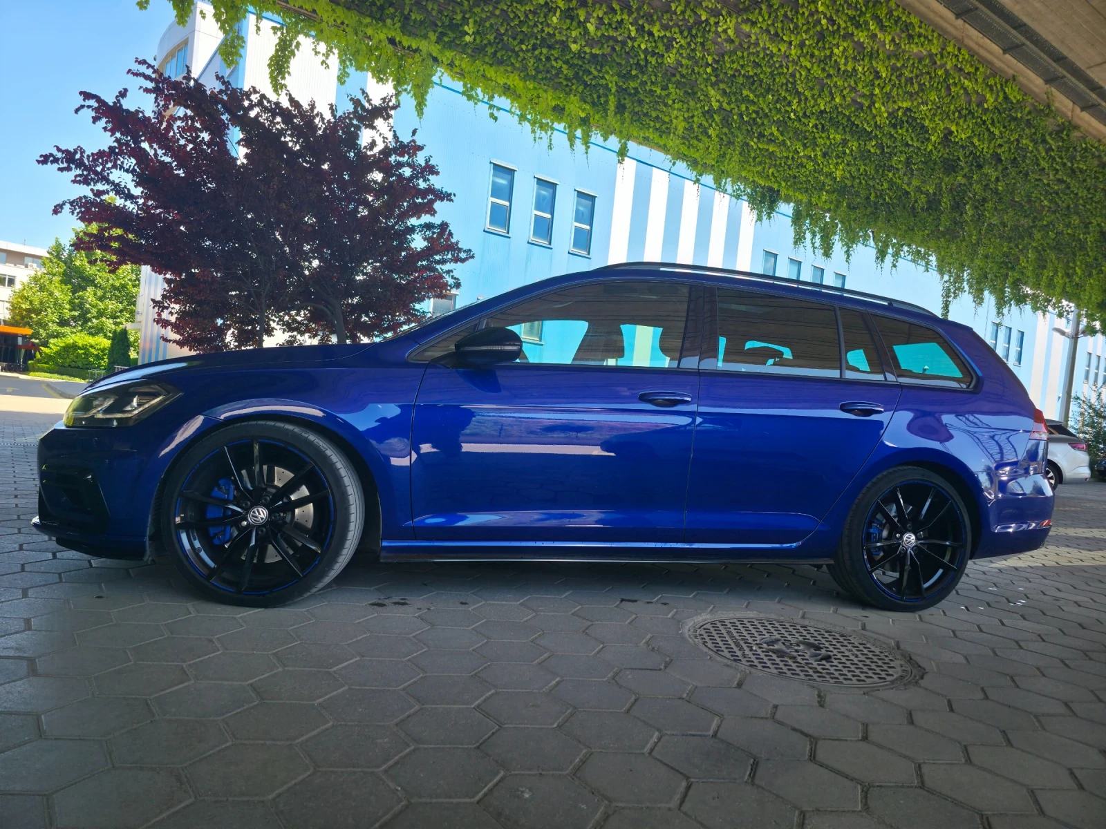 VW Golf Variant R performance, снимка 2 - Автомобили и джипове - 55340367