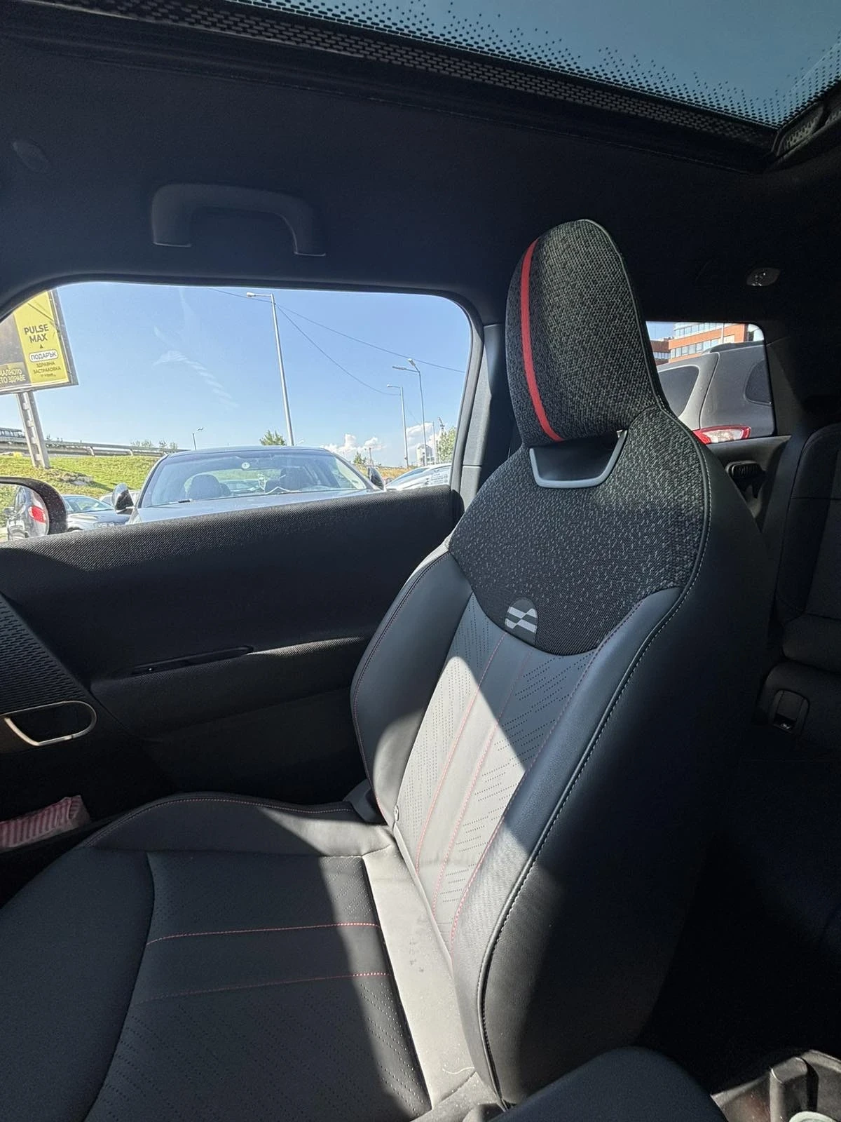 Mini Cooper E J01 JCW Trim | Пакет XL, снимка 10 - Автомобили и джипове - 55350646