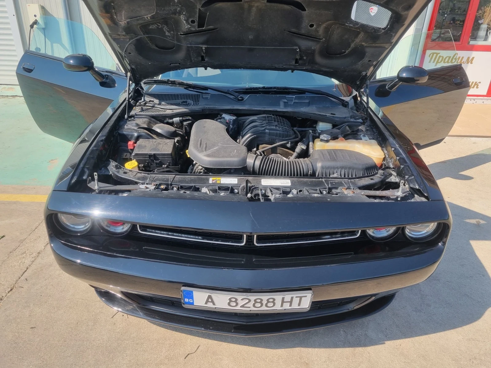 Dodge Challenger 3.6 306 коня SRT пакет!, снимка 17 - Автомобили и джипове - 55791691