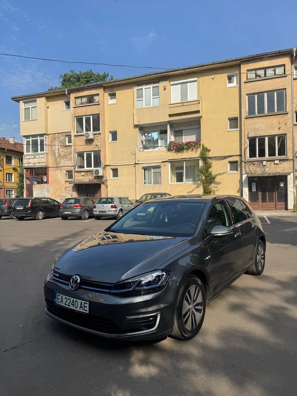 VW Golf, снимка 2 - Автомобили и джипове - 56162557