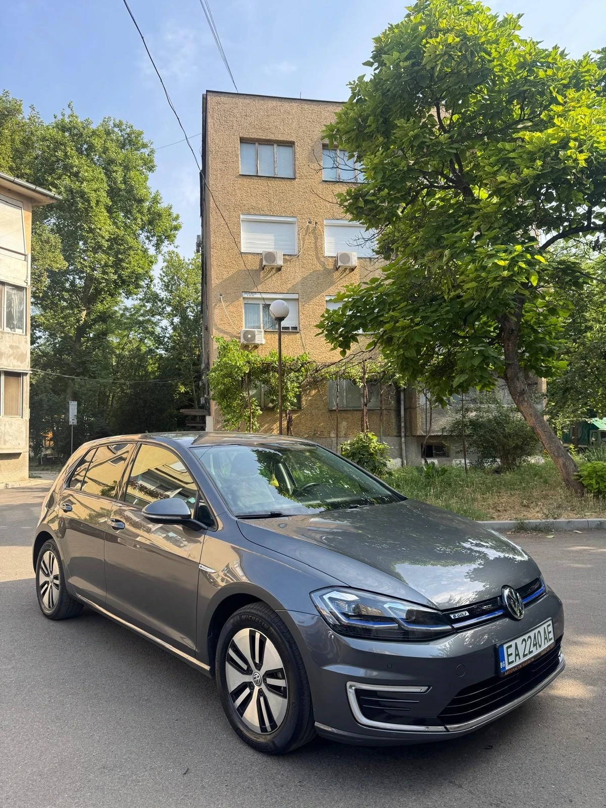 VW Golf