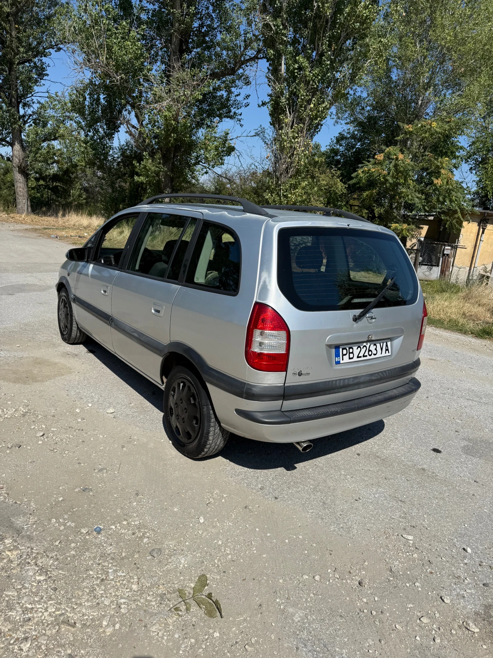 Opel Zafira 1.6 16v, снимка 4 - Автомобили и джипове - 56180841