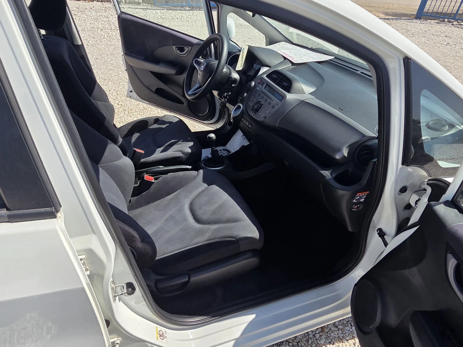 Honda Jazz 1.4, снимка 9 - Автомобили и джипове - 56608103