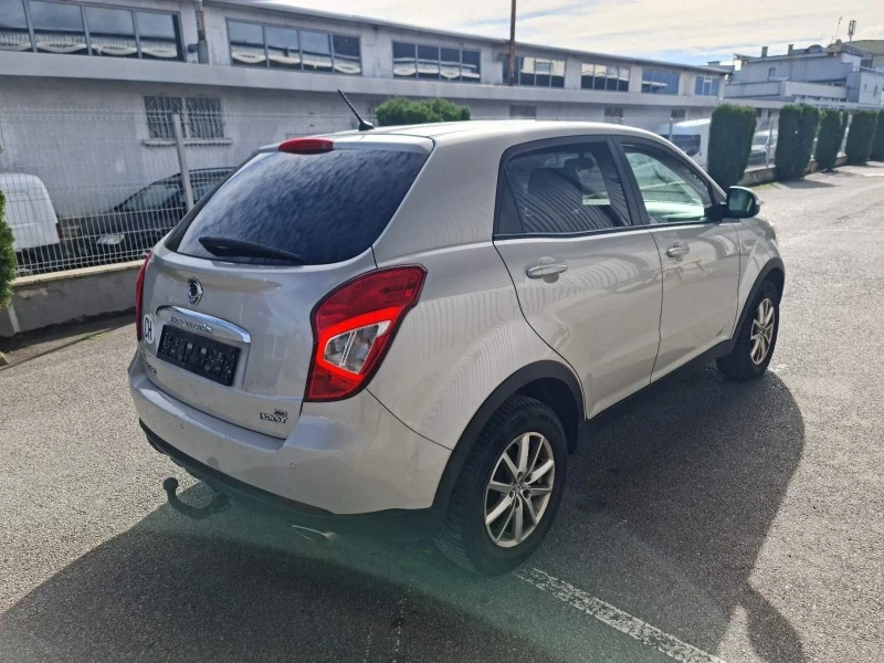 SsangYong Korando 4WD, снимка 6 - Автомобили и джипове - 44509606