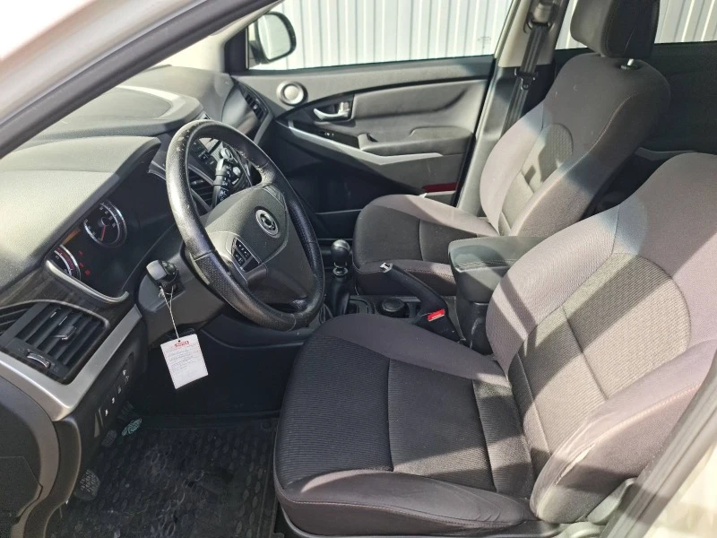 SsangYong Korando 4WD, снимка 13 - Автомобили и джипове - 44509606