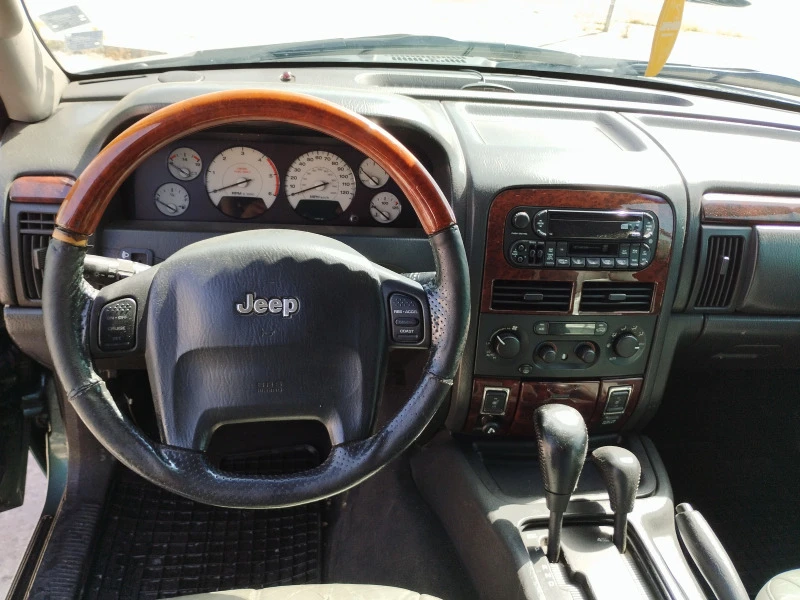 Jeep Grand cherokee 2.7, снимка 6 - Автомобили и джипове - 47190109