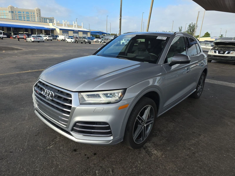 Audi SQ5 Prestige, снимка 2 - Автомобили и джипове - 47616567