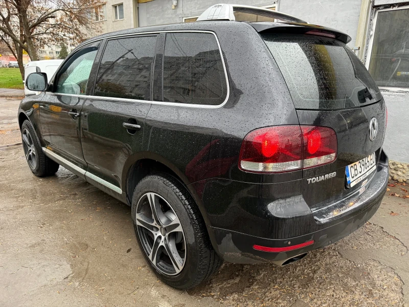 VW Touareg 3.0tdi-224к.с Алкантара Мултимедия Би Ксенон, снимка 2 - Автомобили и джипове - 52451841
