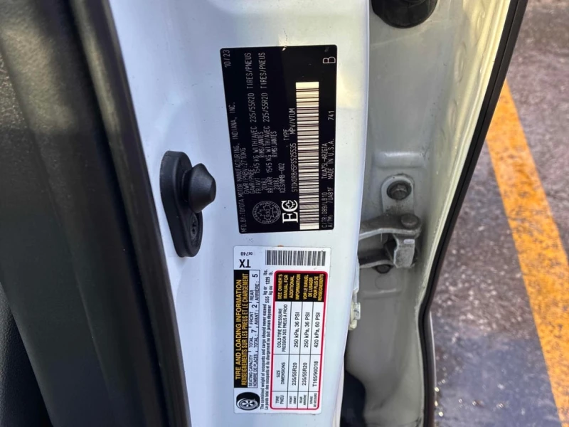 Toyota Highlander * AWD * CARFAX * ОБДУХВАНЕ* ПАНОРАМА* , снимка 10 - Автомобили и джипове - 53438084