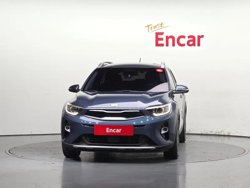 Kia Stonic DIESEL 1.6 TRENDY, снимка 3 - Автомобили и джипове - 55359219