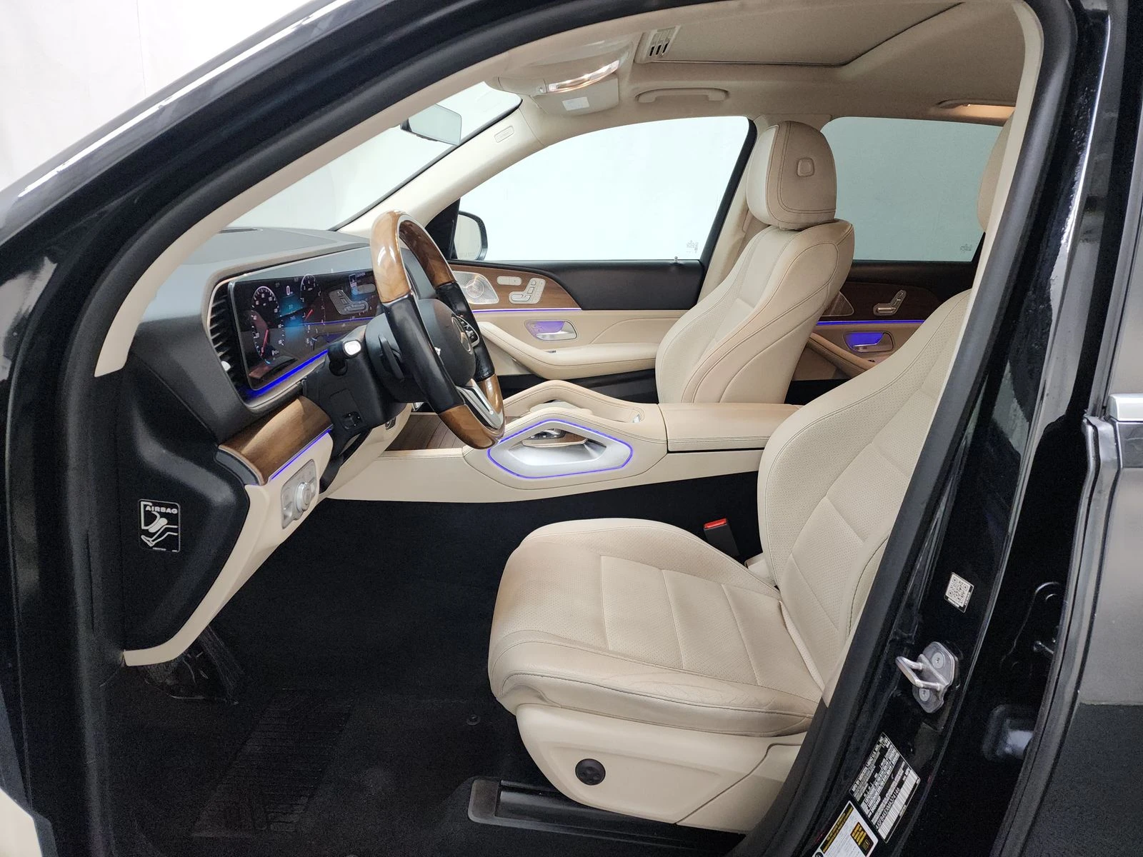 Mercedes-Benz GLE 350 4MATIC * М. ТОЧКА * BURMESTER * ПОДГРЕВ * KEYLESS - изображение 9