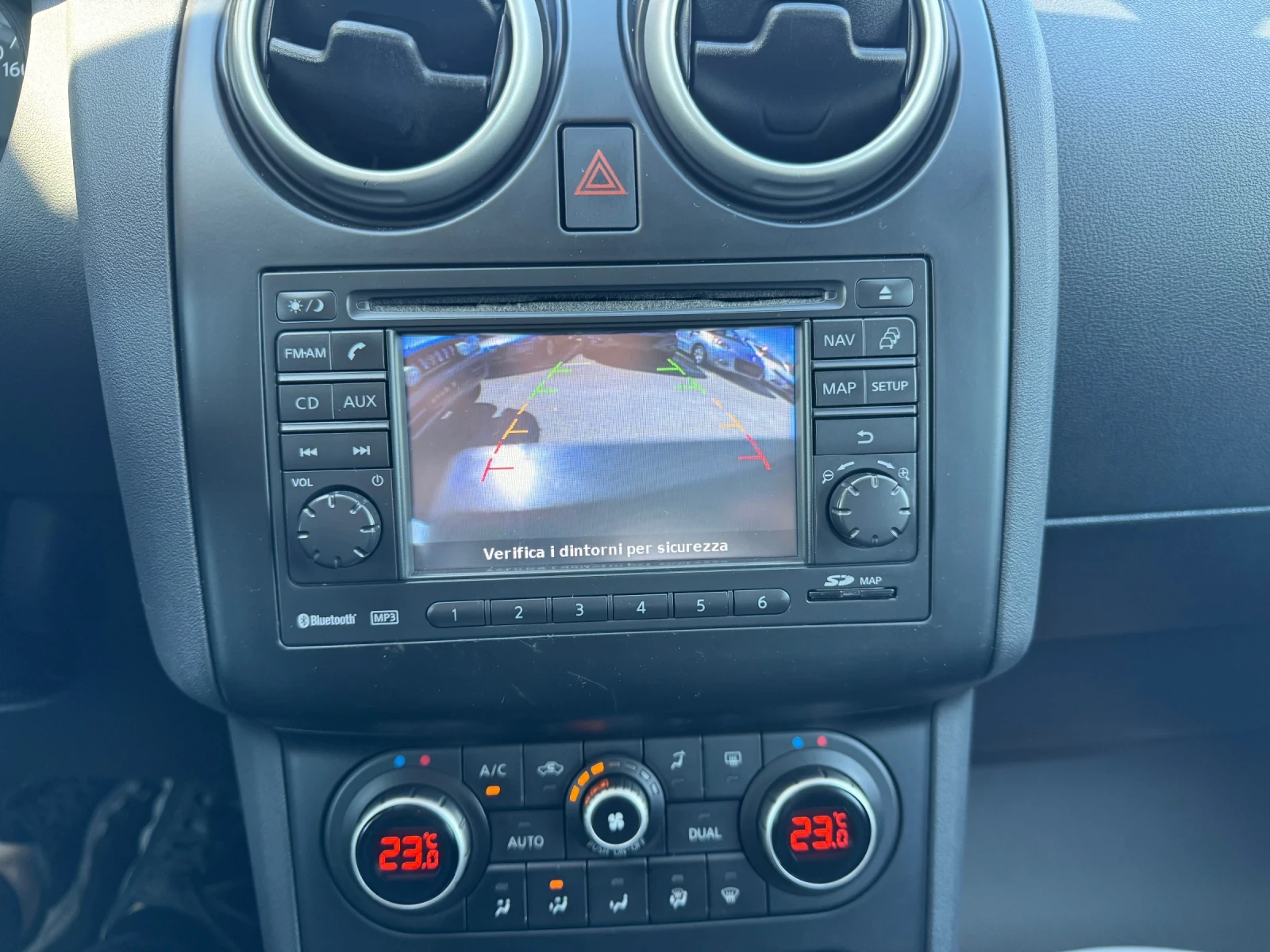 Nissan Qashqai N-Tec / Navi / Pano / Camera - изображение 9