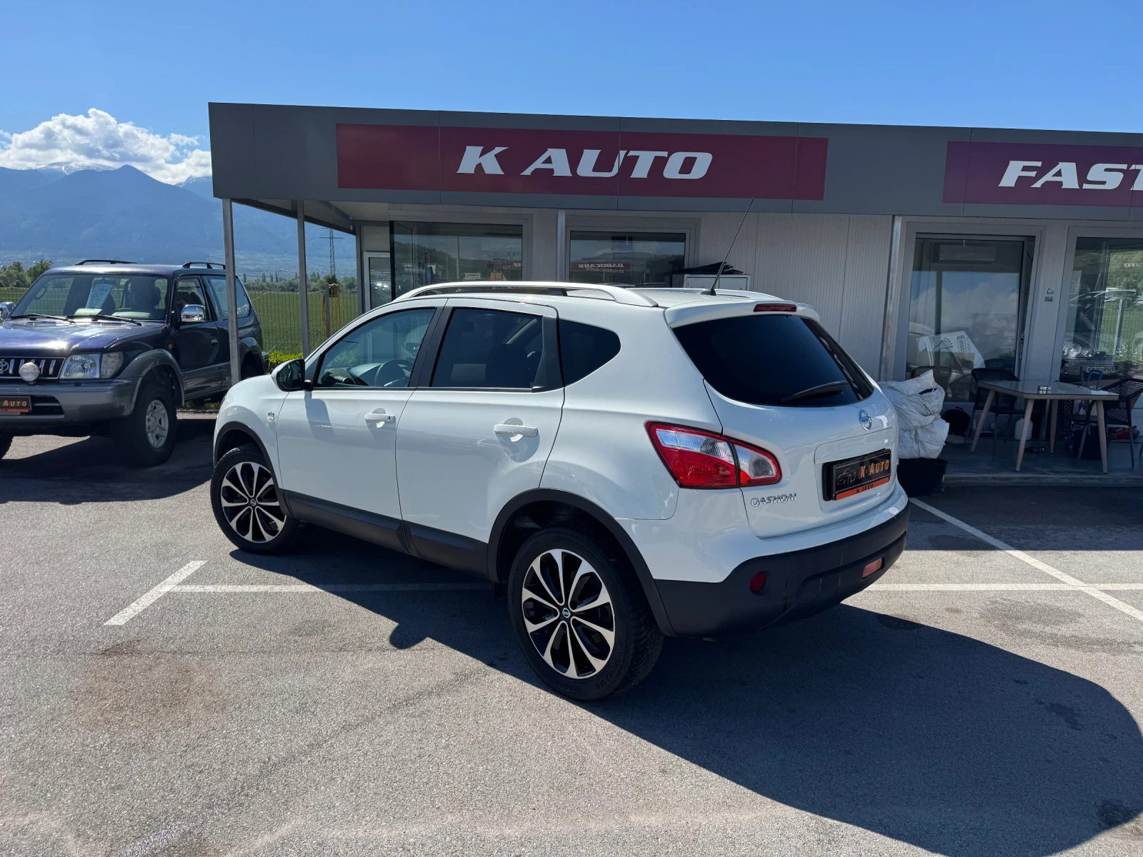 Nissan Qashqai N-Tec / Navi / Pano / Camera - изображение 2