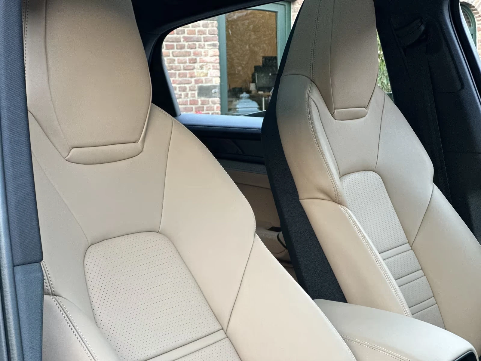 Porsche Cayenne TURBO-DESIGN/354HP/SPORT/ГЕНЕРАЦИЯ/PANO/CAM/634v - изображение 10