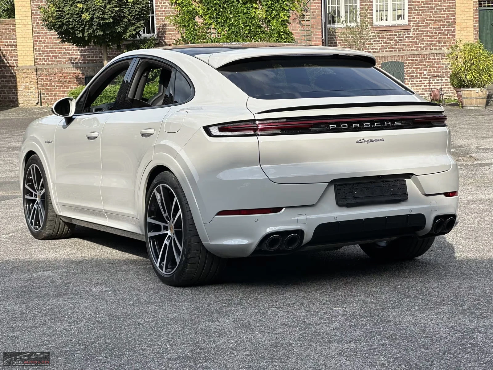Porsche Cayenne TURBO-DESIGN/354HP/SPORT/ГЕНЕРАЦИЯ/PANO/CAM/634v - изображение 3
