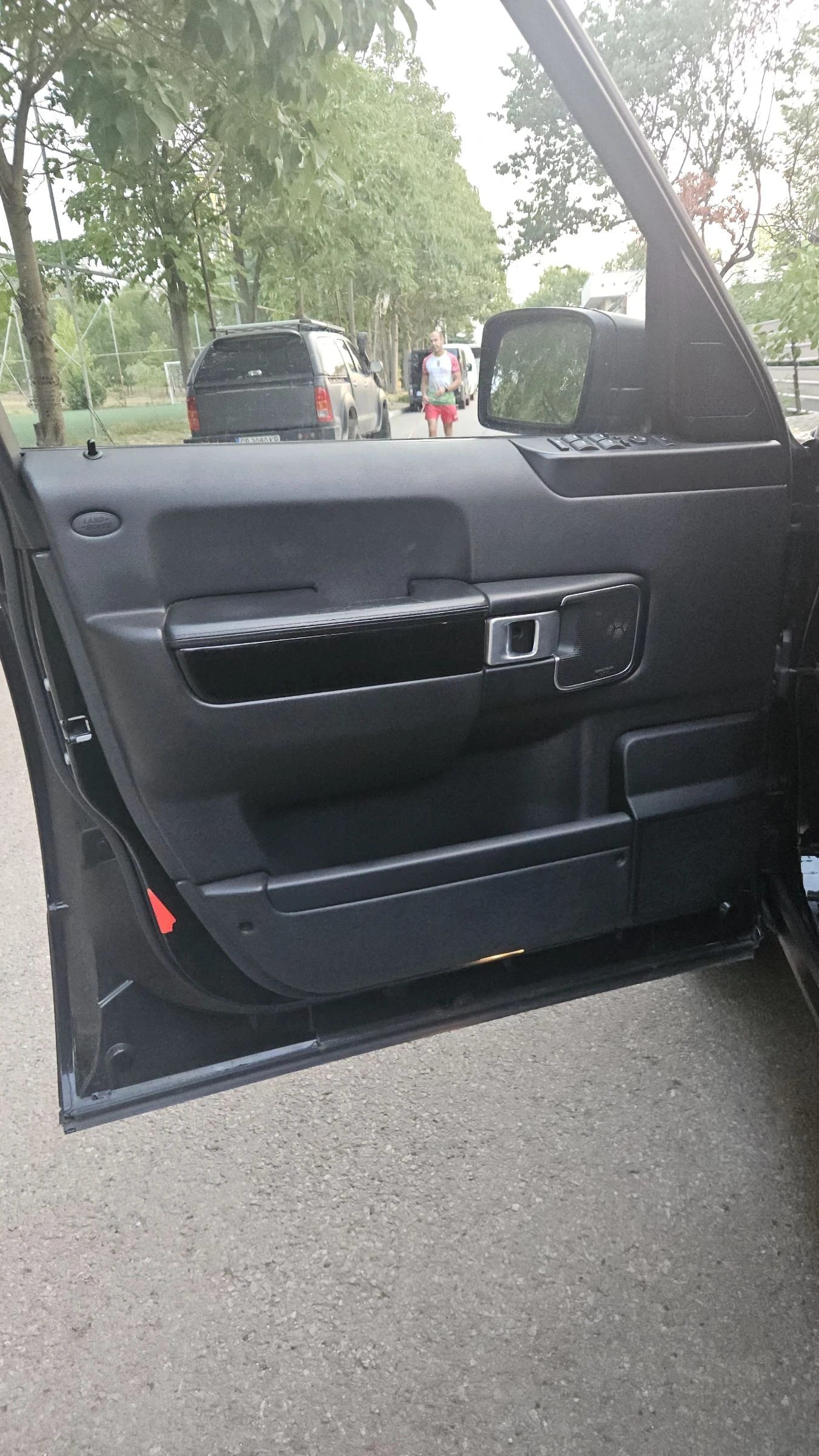 Land Rover Range rover 3.6 v8 - изображение 8
