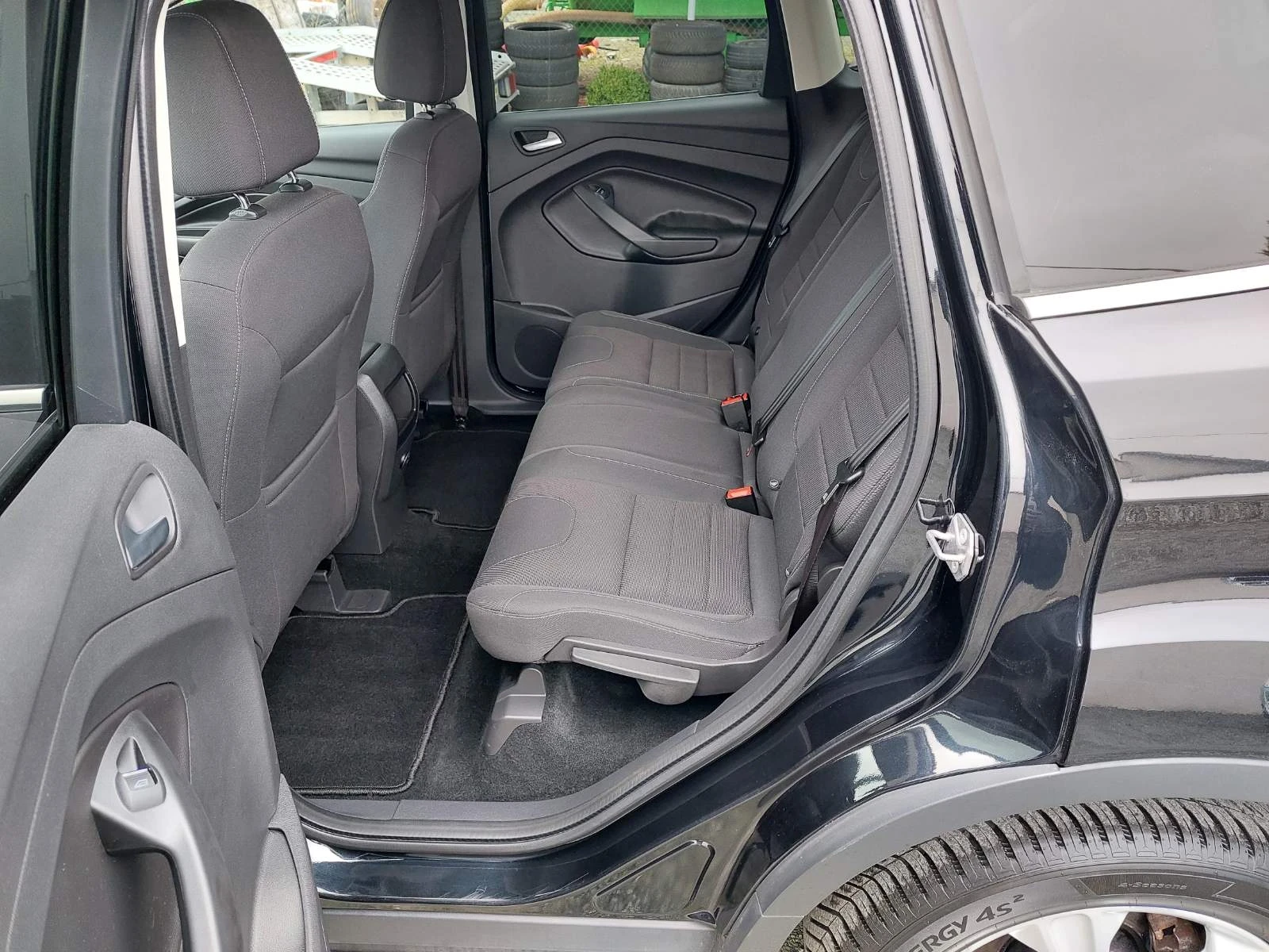 Ford Kuga 1.6, 6ск - изображение 9