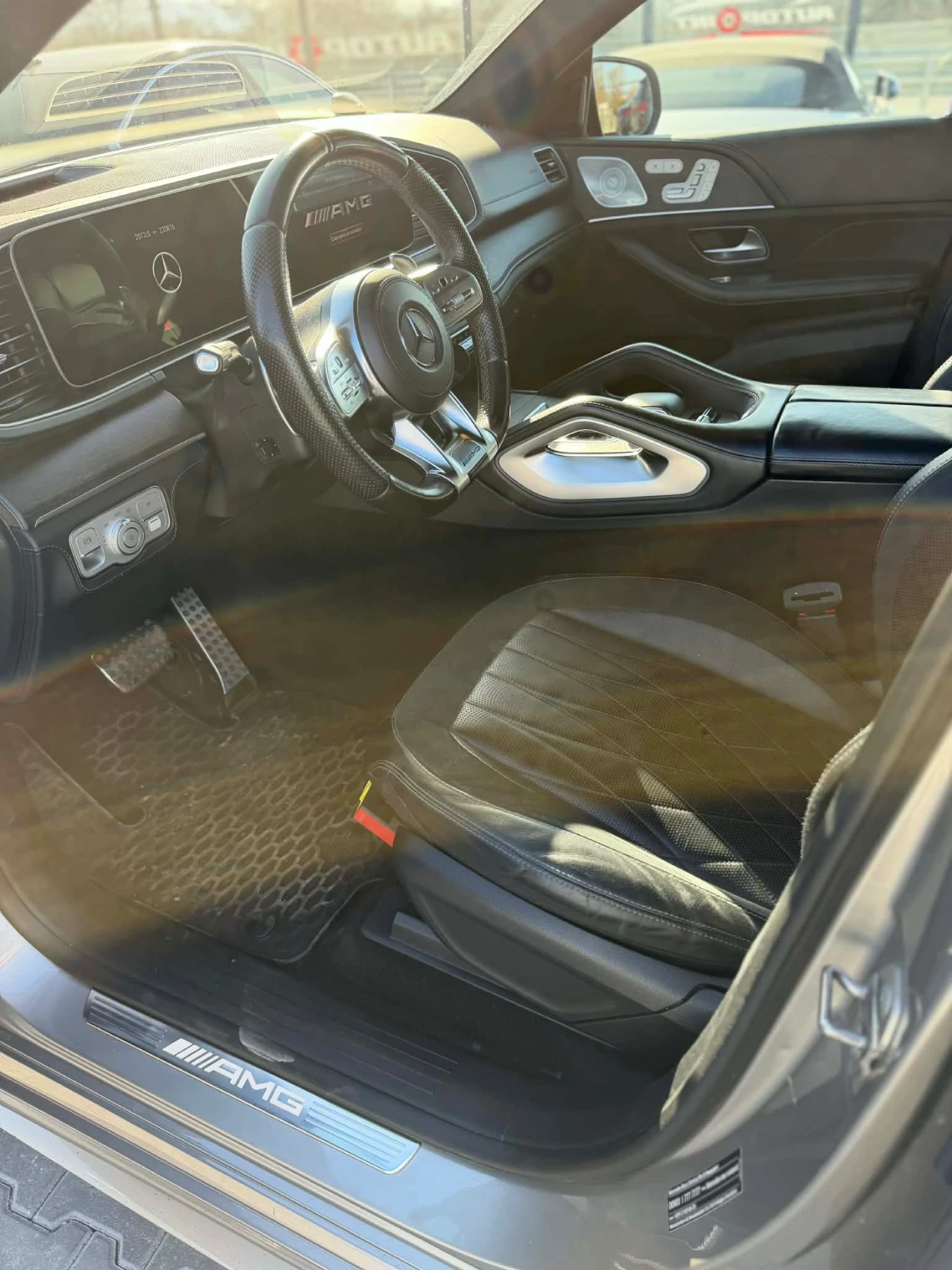 Mercedes-Benz GLE 53 4MATIC  Coupe AMG   Лукс, мощ и престиж, снимка 8 - Автомобили и джипове - 53814023