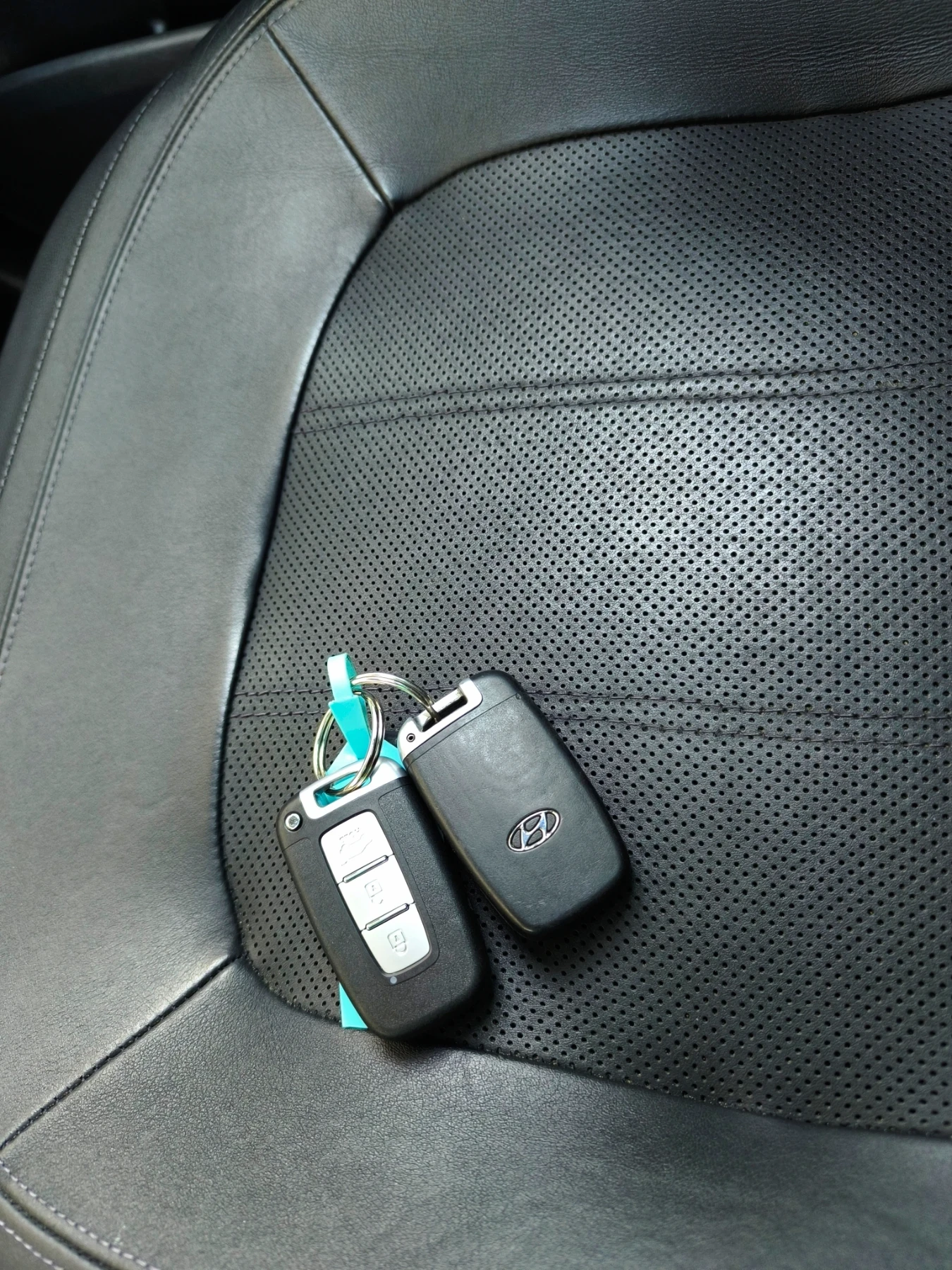 Hyundai IX35 2.0 CRDI, снимка 12 - Автомобили и джипове - 54692381