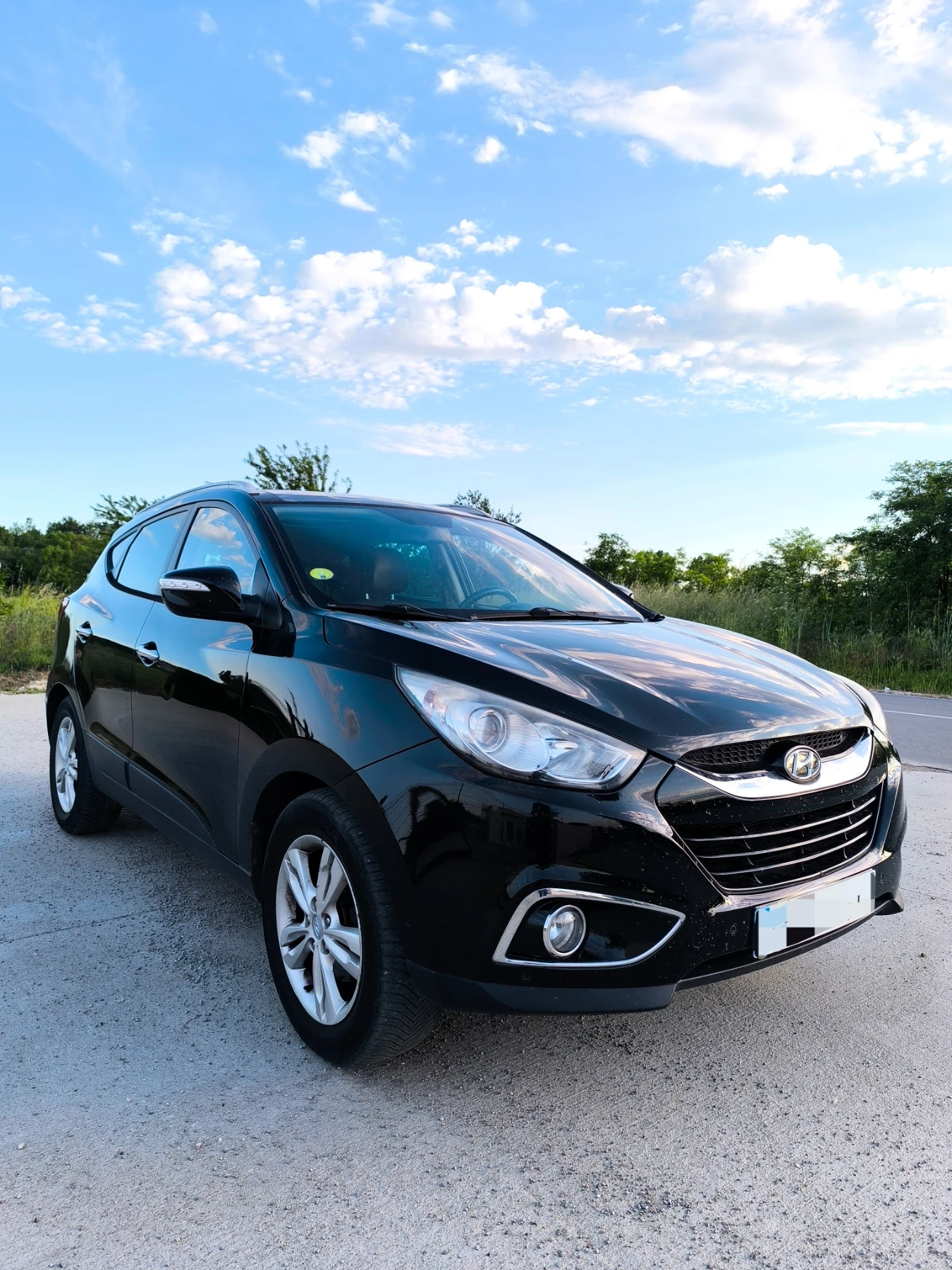 Hyundai IX35 2.0 CRDI, снимка 2 - Автомобили и джипове - 54692381