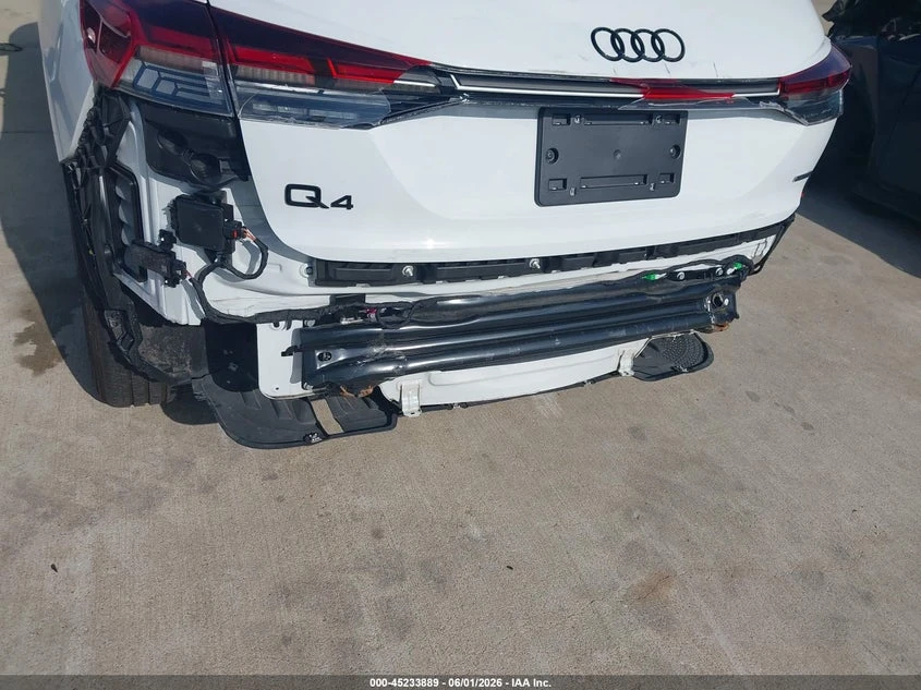Audi Q4 E-Tron Premium Plus 55 Quattro, снимка 6 - Автомобили и джипове - 55004019