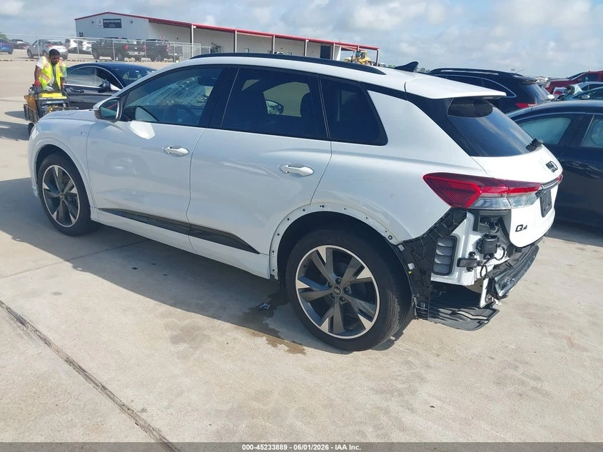 Audi Q4 E-Tron Premium Plus 55 Quattro, снимка 3 - Автомобили и джипове - 55004019