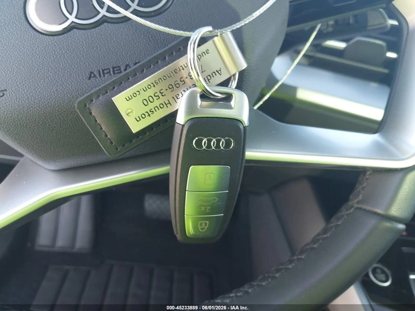 Audi Q4 E-Tron Premium Plus 55 Quattro, снимка 11 - Автомобили и джипове - 55004019