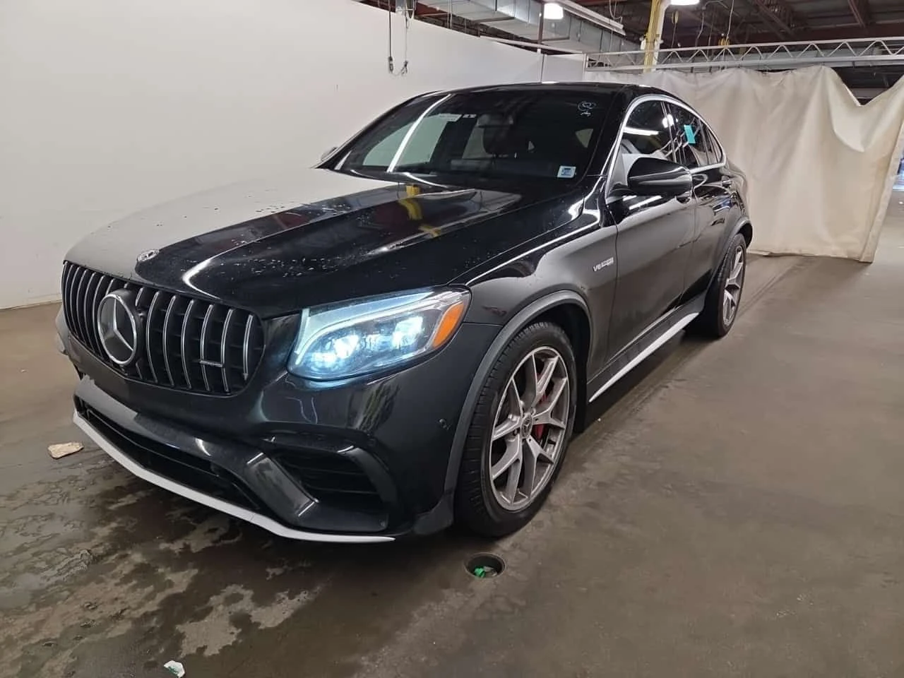 Mercedes-Benz GLC 63 AMG ДИСТРОНИК * ПАНО * BURMESTER * KEYLESS * CARFAX