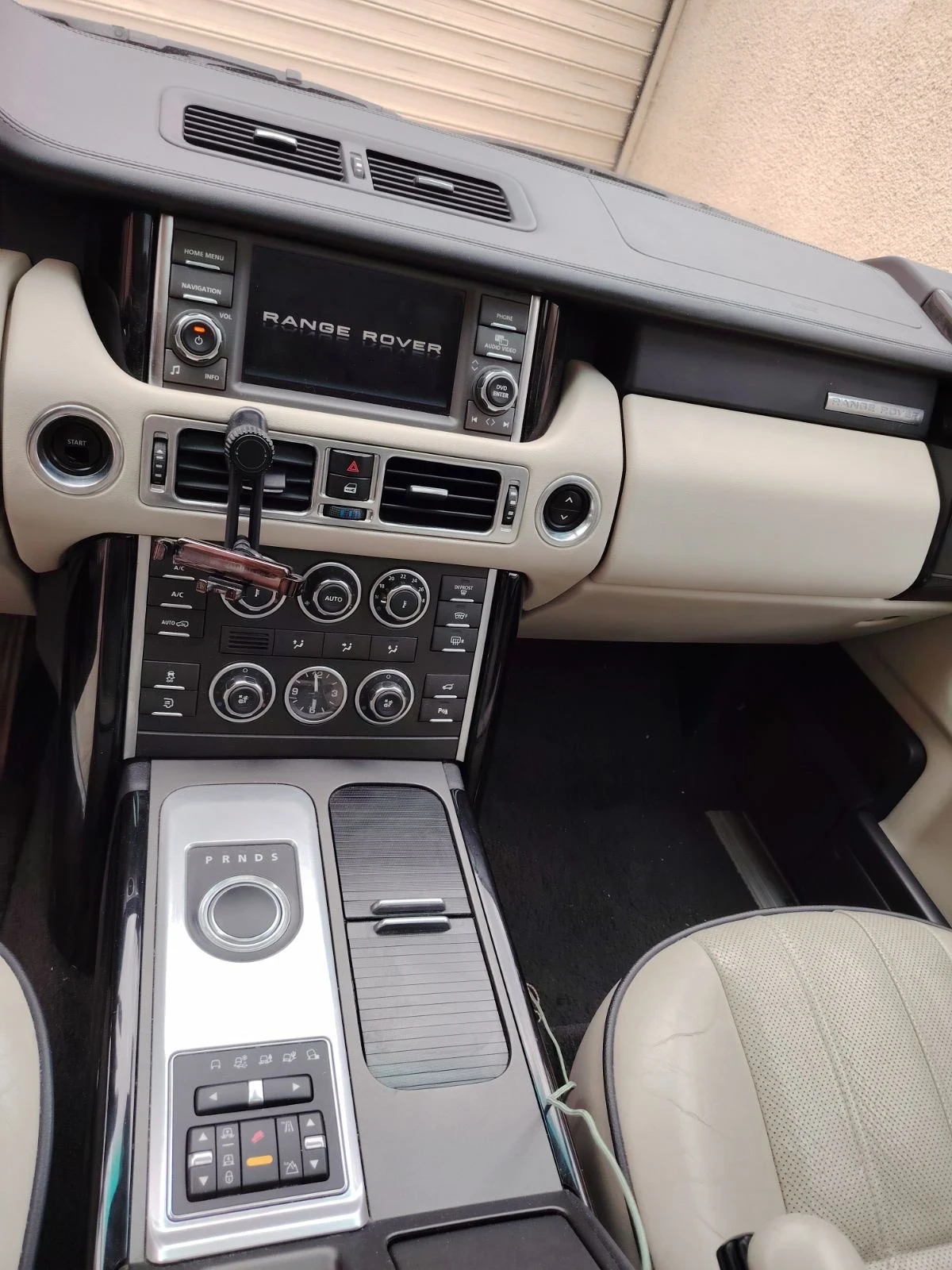 Land Rover Range rover, снимка 8 - Автомобили и джипове - 55044940