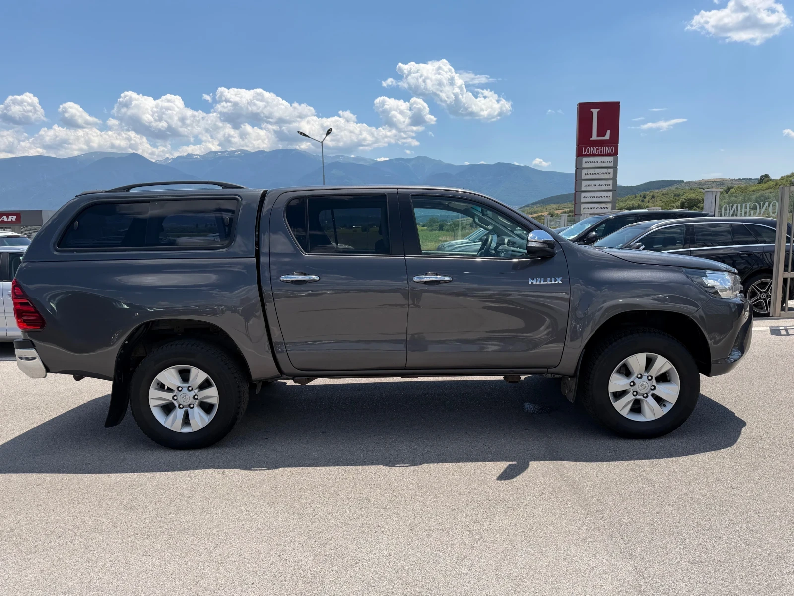 Toyota Hilux 2.4d4d, снимка 3 - Автомобили и джипове - 55249122