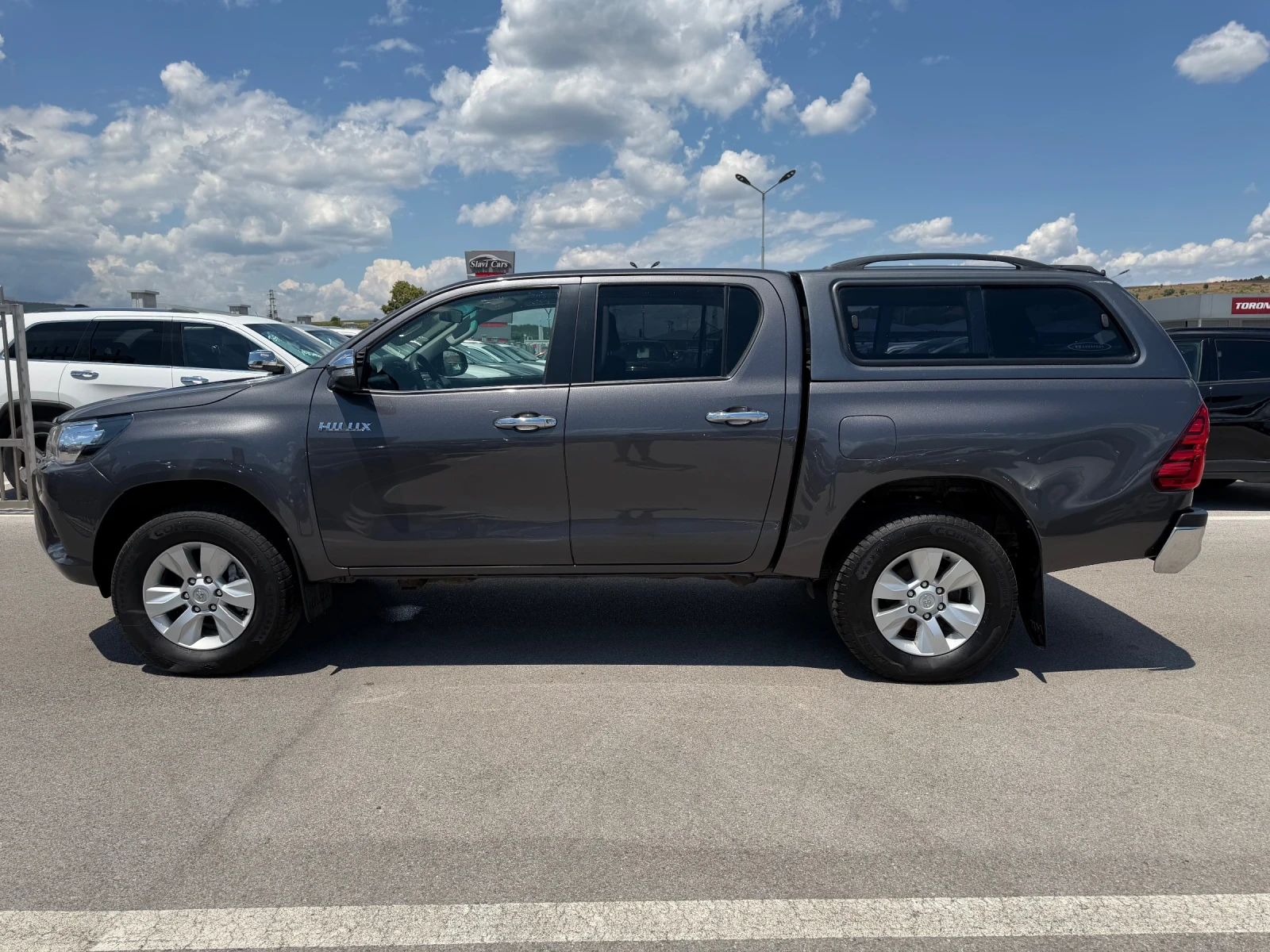 Toyota Hilux 2.4d4d, снимка 7 - Автомобили и джипове - 55249122