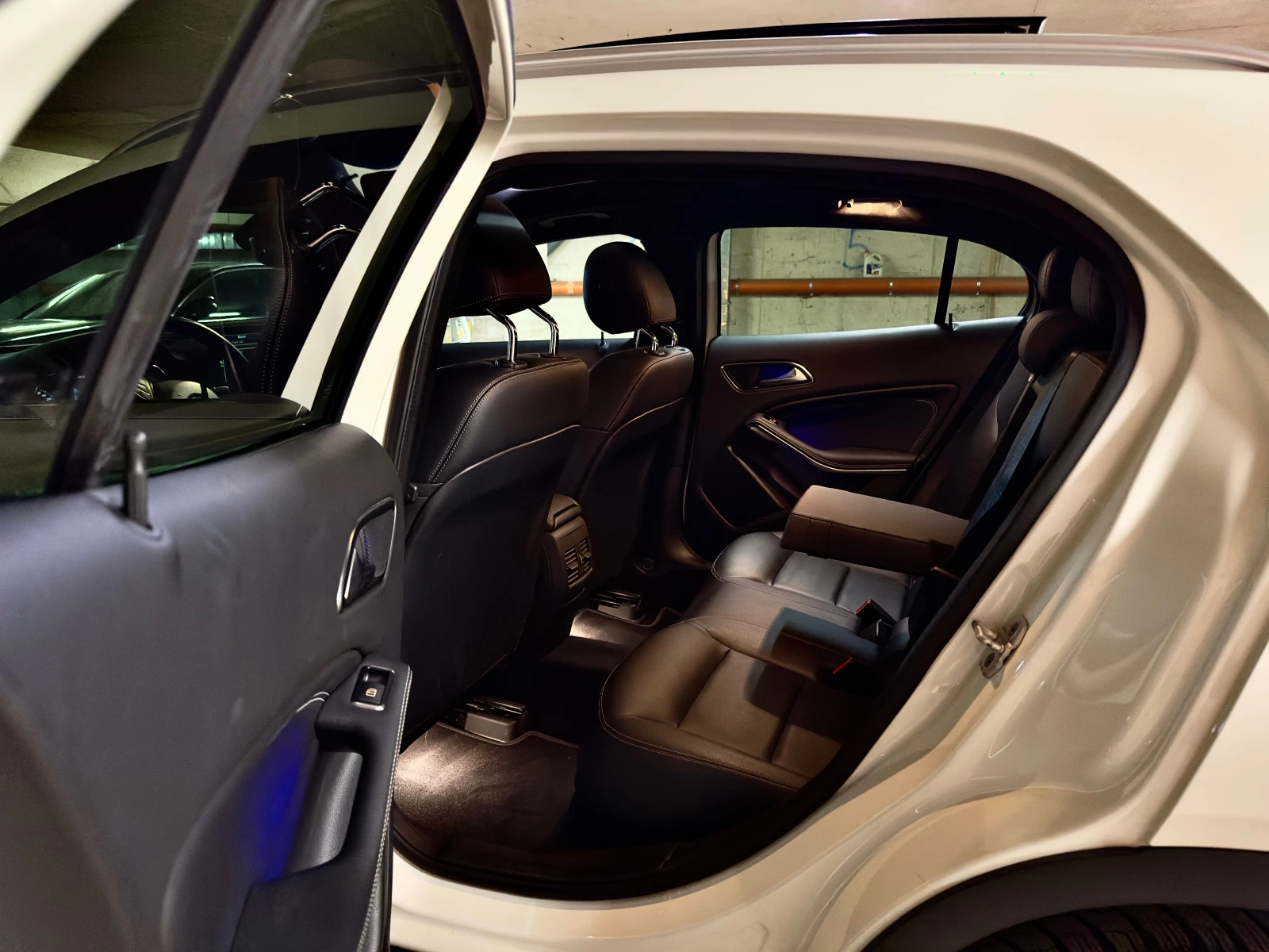 Mercedes-Benz GLA 250, снимка 8 - Автомобили и джипове - 55639251