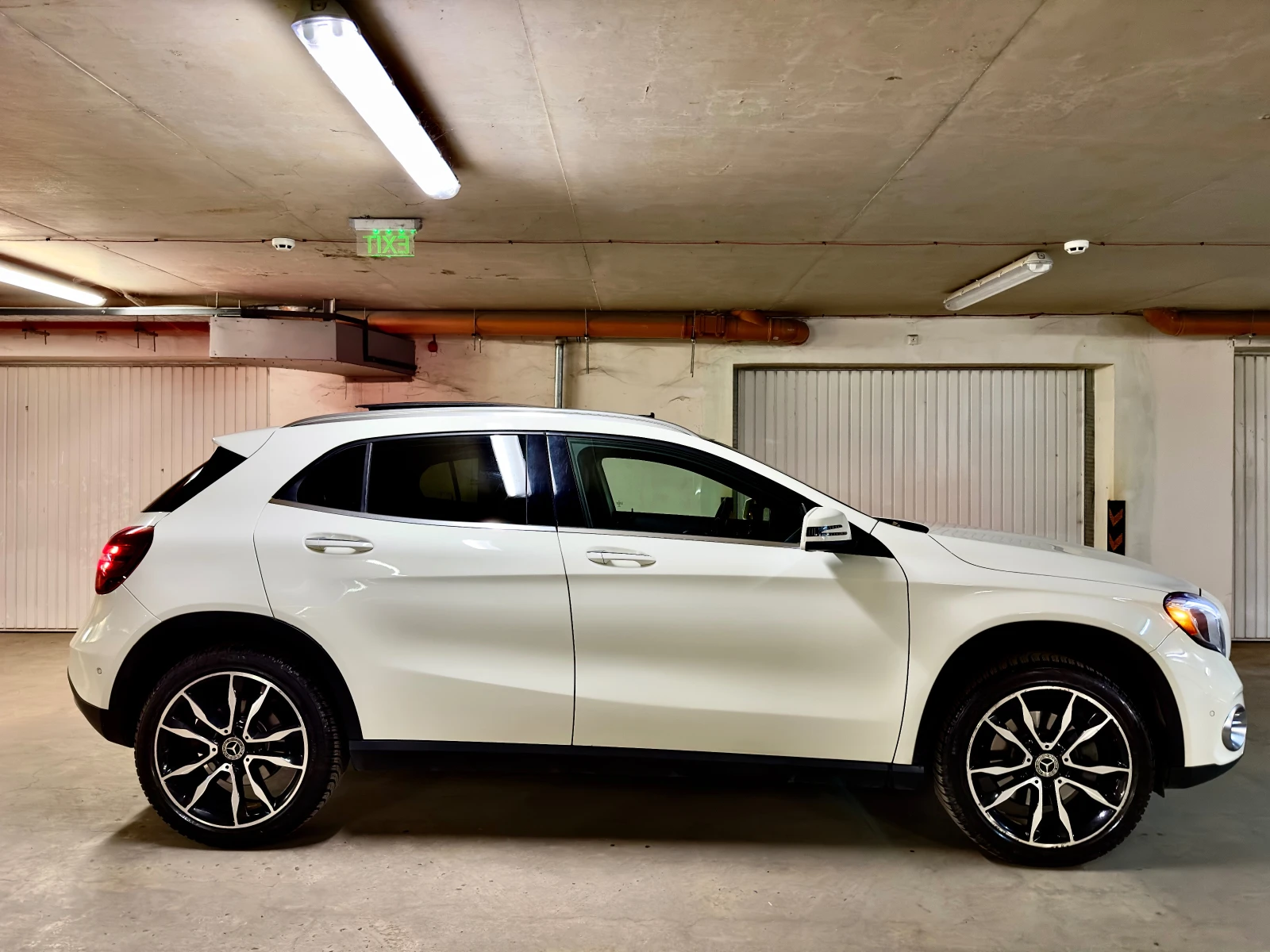 Mercedes-Benz GLA 250, снимка 4 - Автомобили и джипове - 55639251