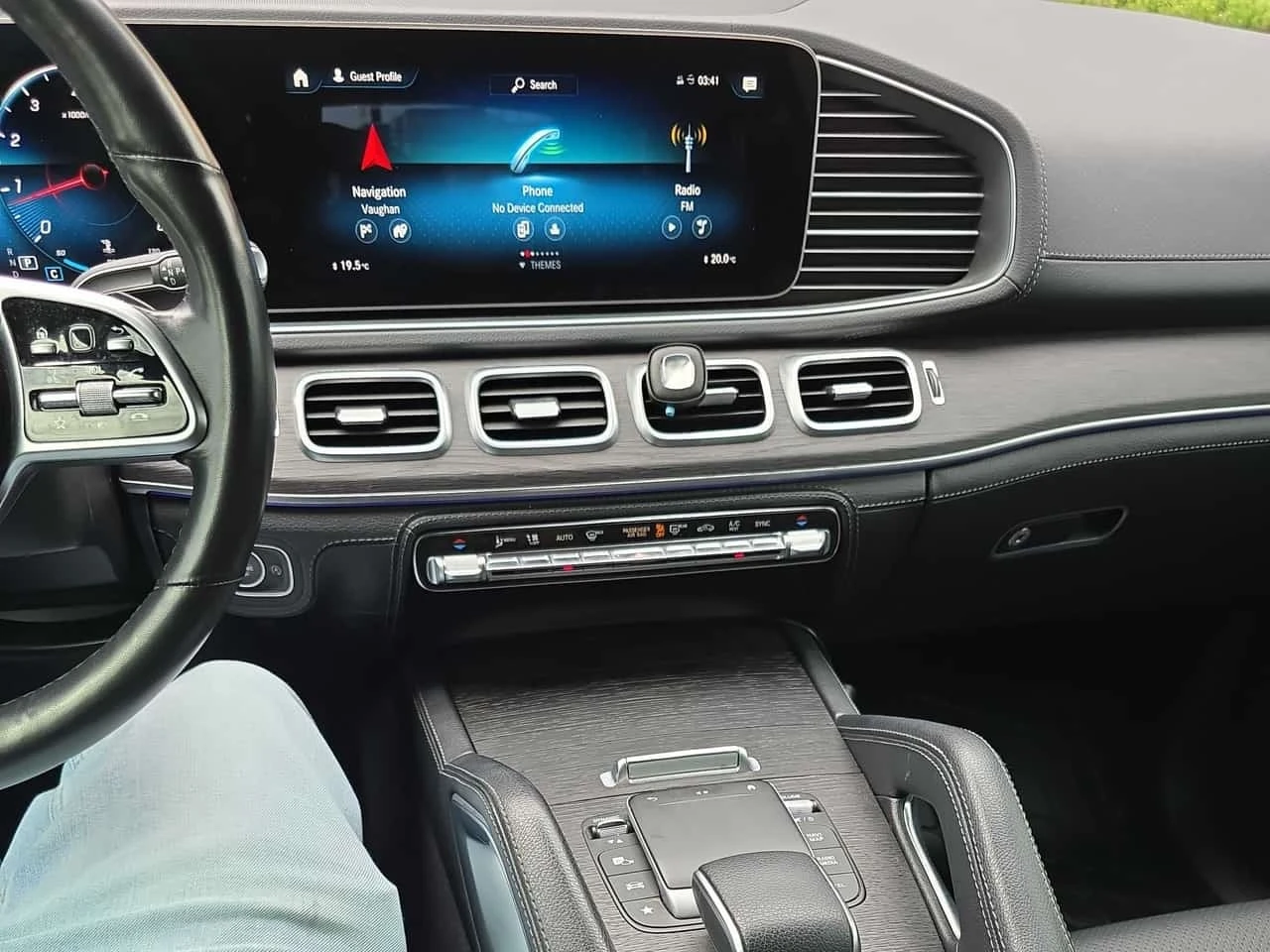 Mercedes-Benz GLE 350 * CARFAX * ОПЦИЯ ЗА ФИНАНСИРАНЕ, снимка 9 - Автомобили и джипове - 55777884
