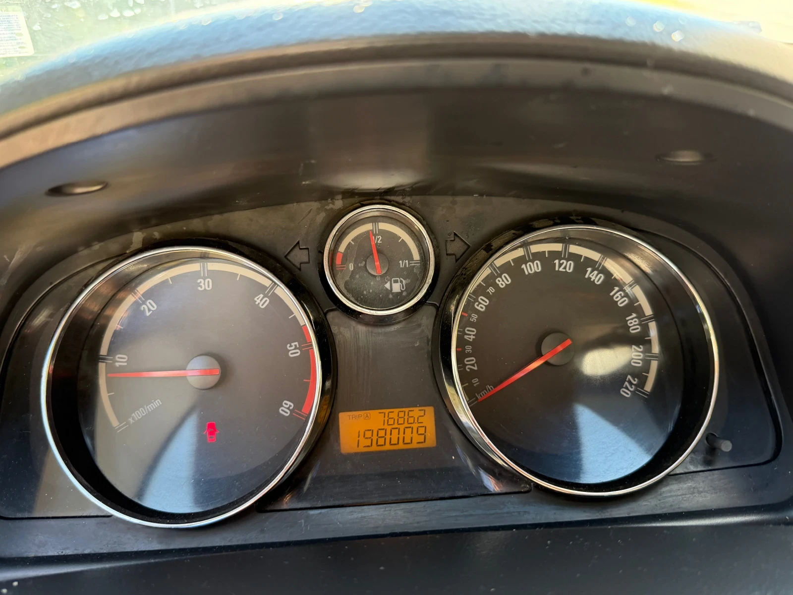 Opel Antara 2.0 CDTi, снимка 8 - Автомобили и джипове - 55878754