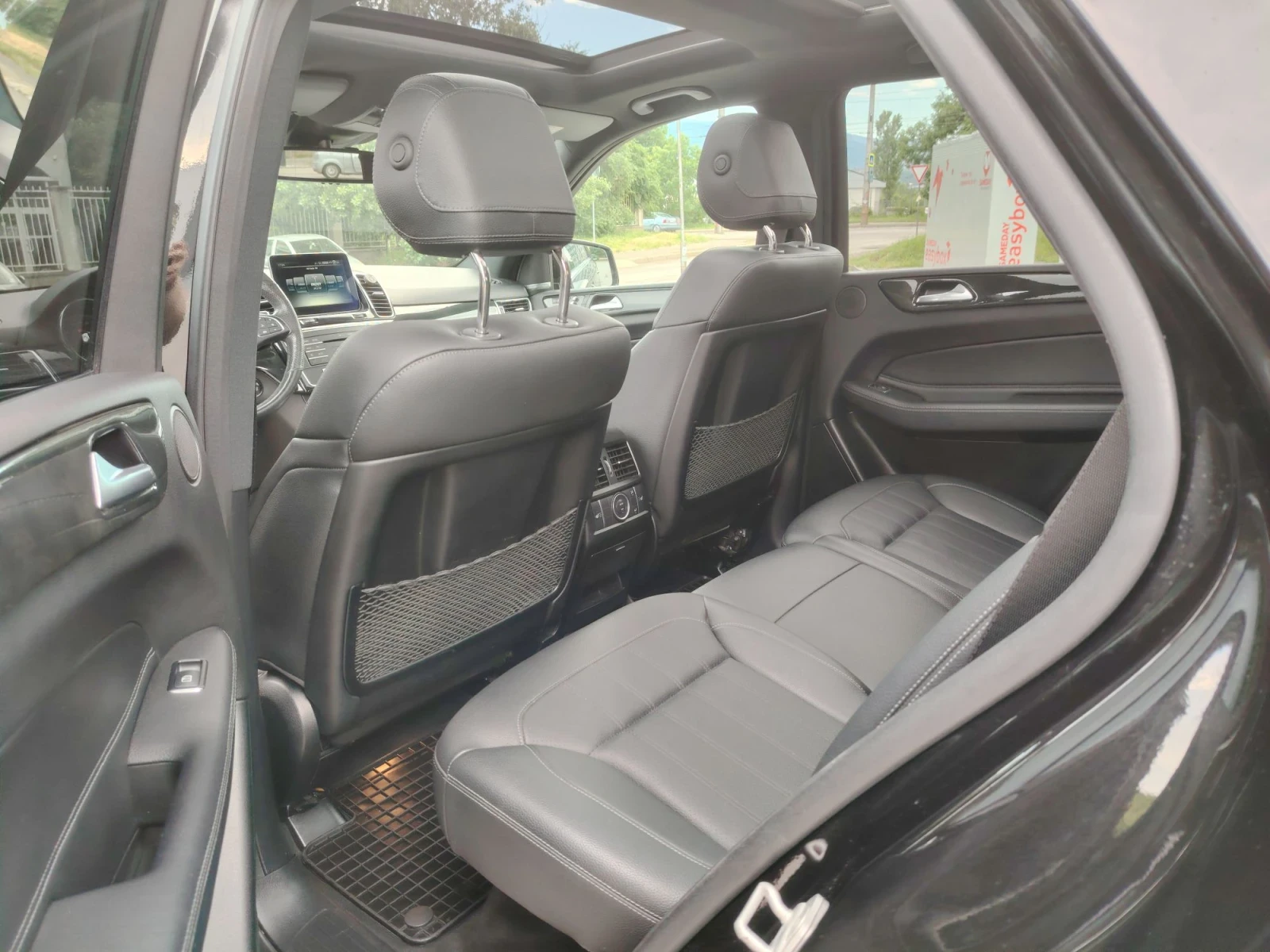 Mercedes-Benz GLE 400, снимка 10 - Автомобили и джипове - 56578286