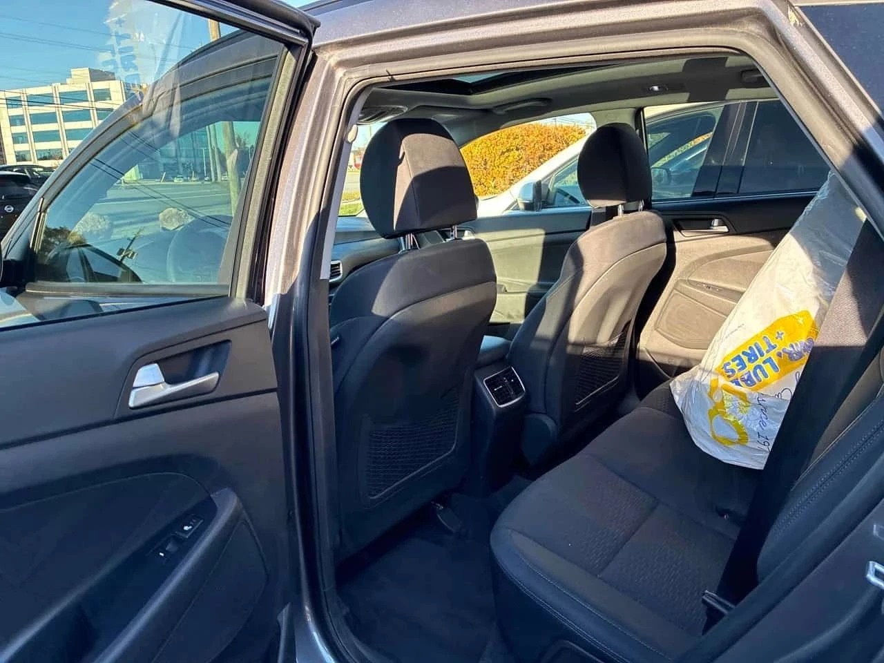 Hyundai Tucson, снимка 13 - Автомобили и джипове - 56700118